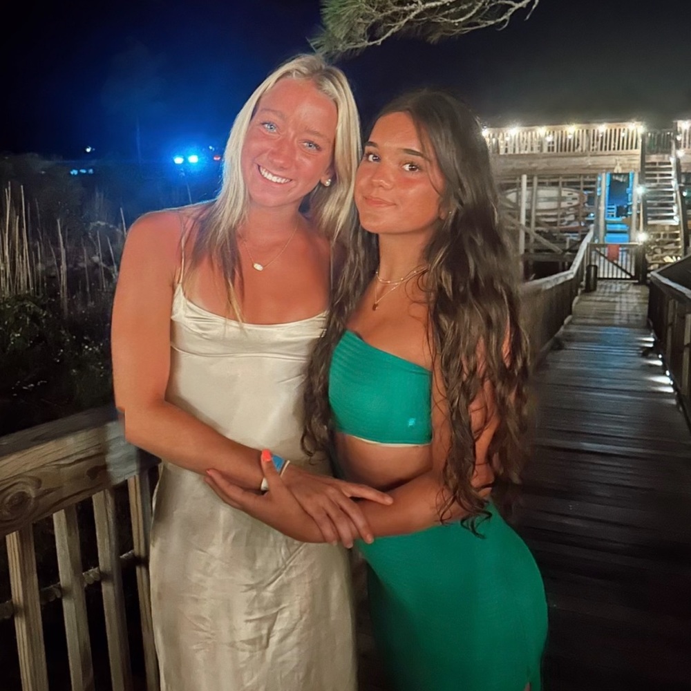 Meet your Posher, Ellen